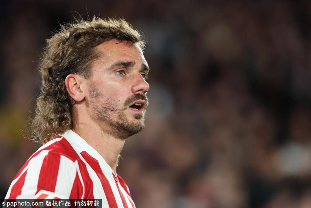 巴德吉闪耀西甲：3射1正进1球+1助攻，助巴萨5-3逆转贝蒂斯！